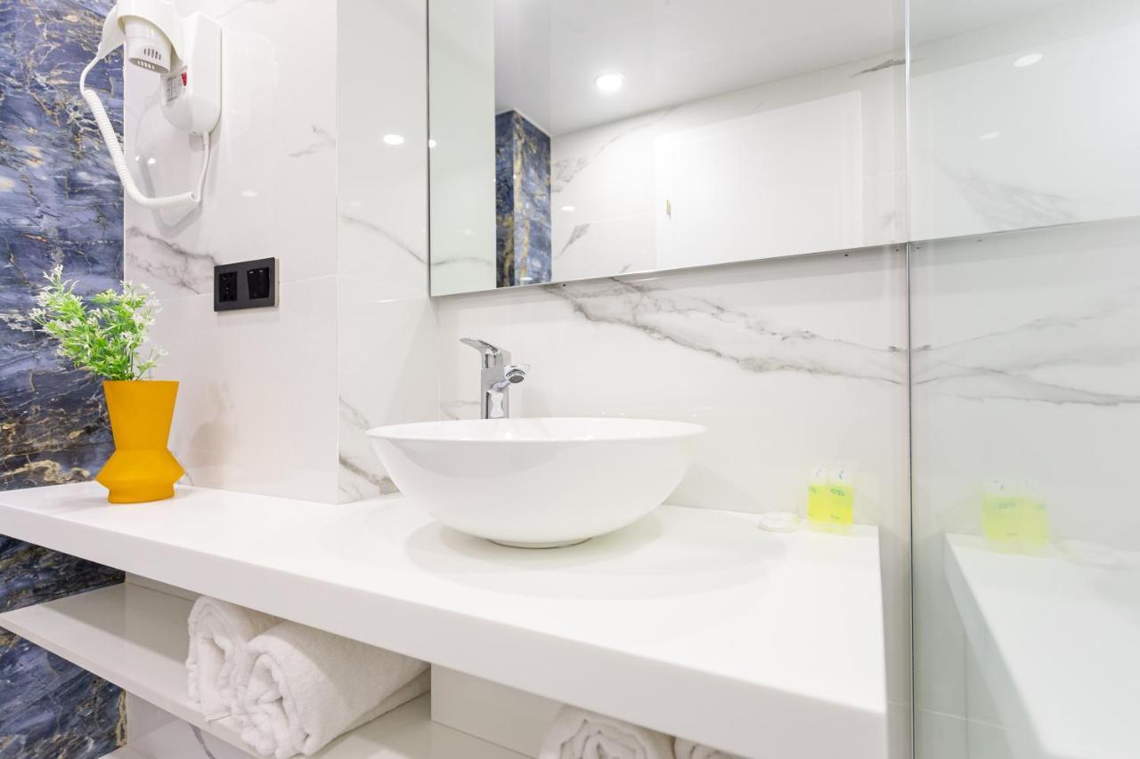 Orden Apart Hotel Tbilisi Buitenkant foto